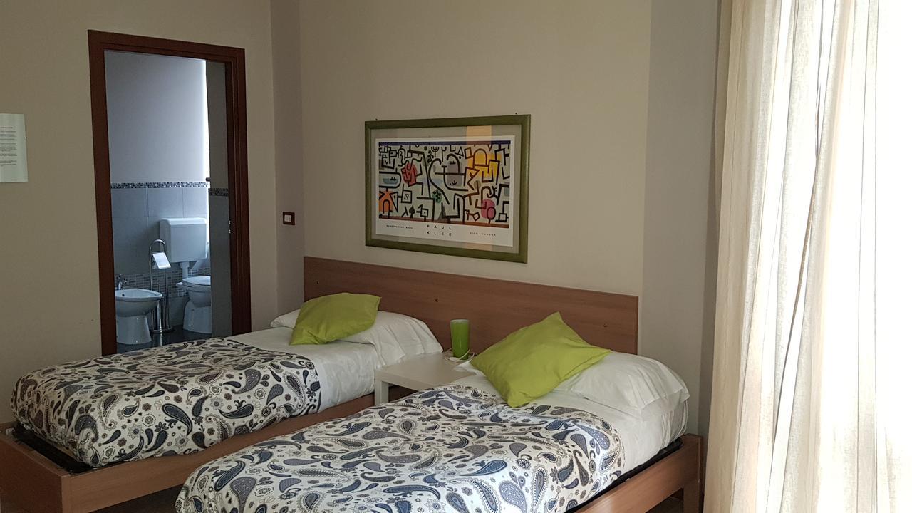 Bed and Breakfast Antico Casale Torino Esterno foto