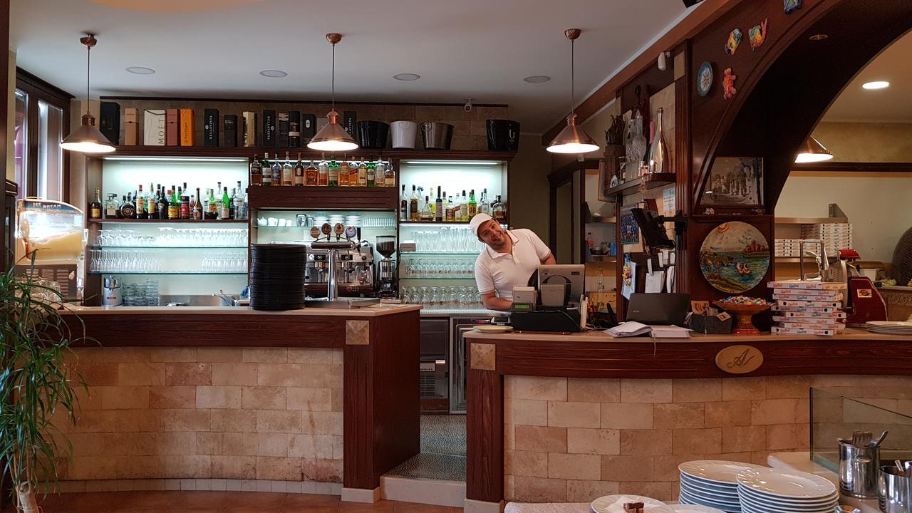 Bed and Breakfast Antico Casale Torino Esterno foto